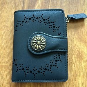RFID blocking wallet with coin pocket 3.5x4.6 in by Tipmile